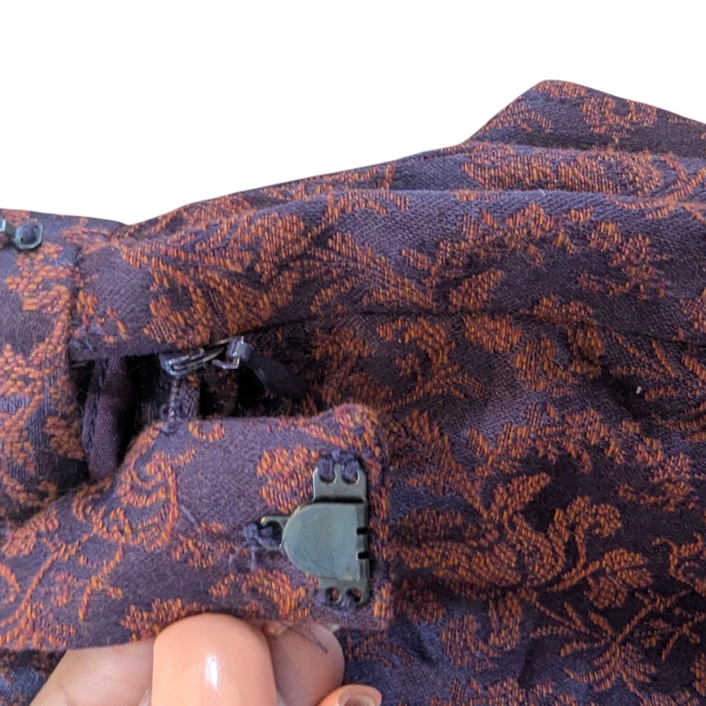 Floral Patterned Pants - Picture 3 of 4
